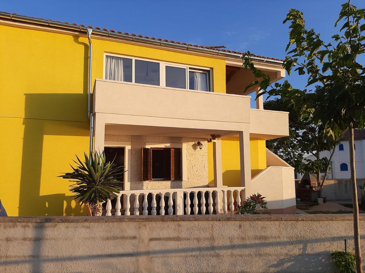 4 You Nin Exterior foto